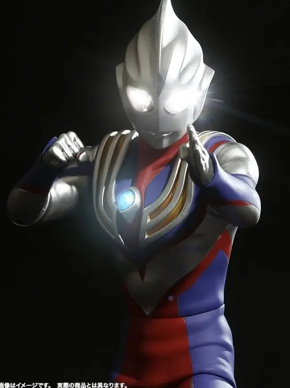 1/6 Ultraman Tiga Multi-type Advent Ver. With Luminous Gimmick