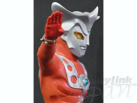 Ultra New Generation Hero Side: Ultraman Leo PVC