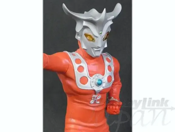 Ultra New Generation Hero Side: Ultraman Leo PVC