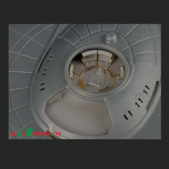 1/1000 U.S.S. Enterprise NCC-1701 Discovery Version Of The Bridge (for PL)