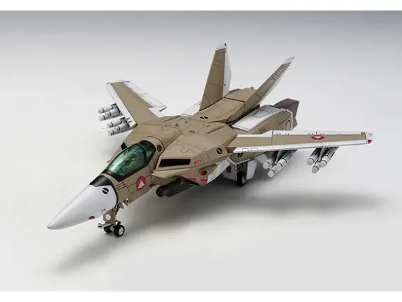 1/100 VF-1A Fighter Production Type