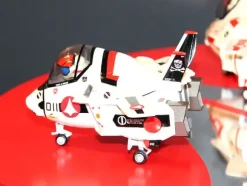 VF-1A/J Valkyrie Egg Plane