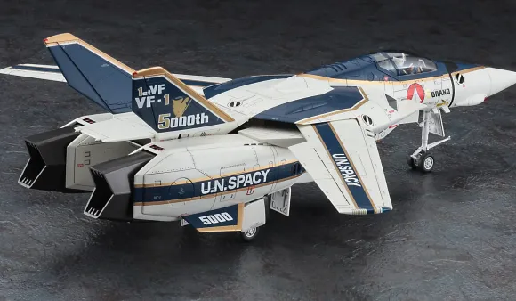 1/48 VF-1A Valkyrie Production 5000 Commemorative Painting Machine
