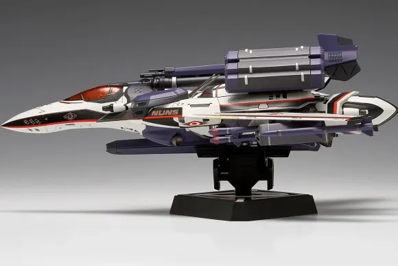 1/72 VF-171EX Armored Nightmare Plus (Alto's)