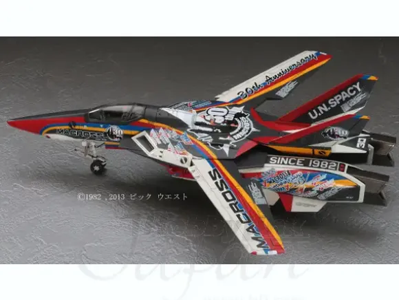 1/72 VF-1J Valkyrie Macross 30th Anniversary