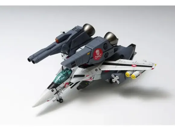 1/100 VF-1S Strike Valkyrie Fighter (Hikaru Ichijyo)