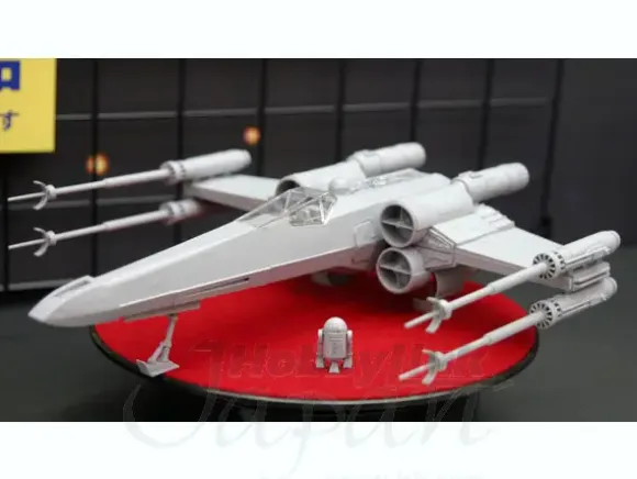 1/48 X-Wing w/Gold C-3PO Limited Edition