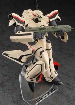 1/72 YF-19 Battroid Macross Plus